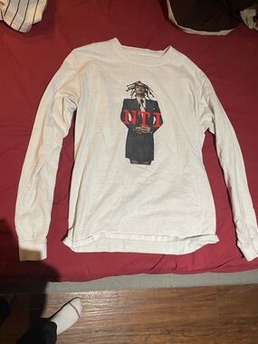 Rihanna ANTI Tour Merch